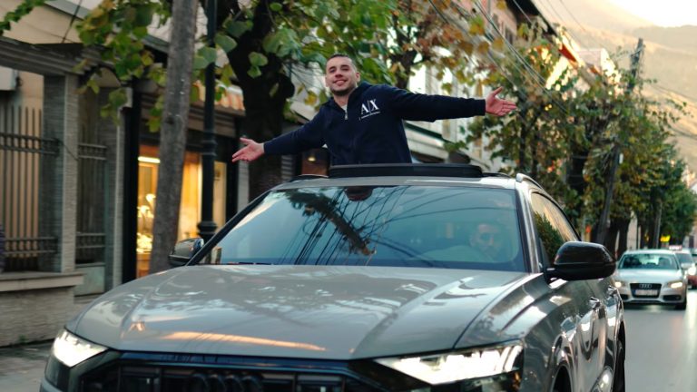 Rep artisti i ri nga Prizreni, Malik Qollollar lansoi këngën e tij më të re ‘Nikoni’