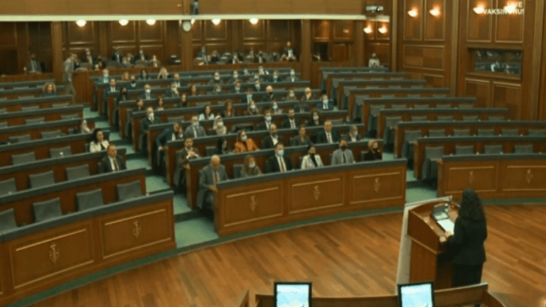 Deputetët e PDK-së do ta bojkotojnë adresimin e Osmanit në Kuvend