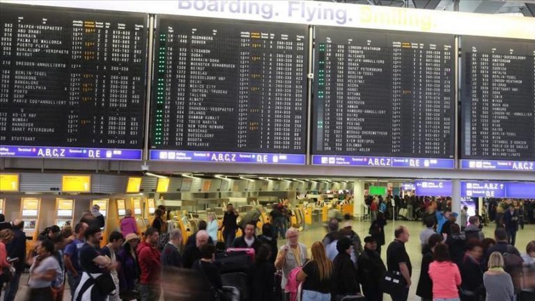 Bora e madhe pamundëson fluturimet në aeroportin e Mynihut