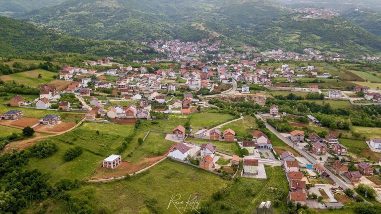 Totaj ndan pamje nga Hoça e Qytetit: Vendbanim i mahnitshëm në komunën tonë