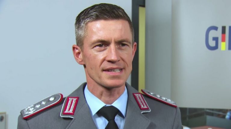 Gjenerali gjerman i NATO-s: Më shumë ushtarë do të nevojiten në Kosovë