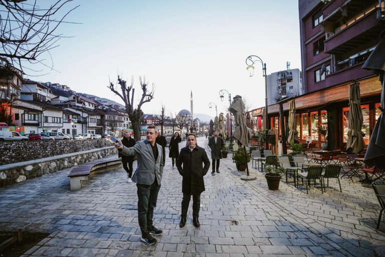 Deputeti Gashi për Driton Selmanaj: Prizreni ka nevojë për një udhëheqës të tillë