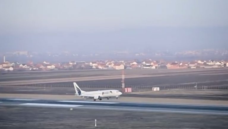 Ministri Aliu njofton se janë hapur zyrtarisht korridoret ajrore me Shqipërinë