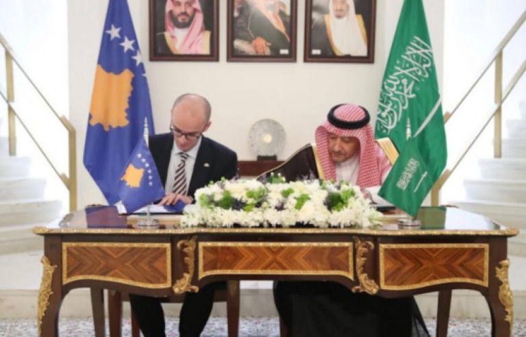 Kosova e Arabia Saudite heqin vizat për diplomatë dhe zyrtarë