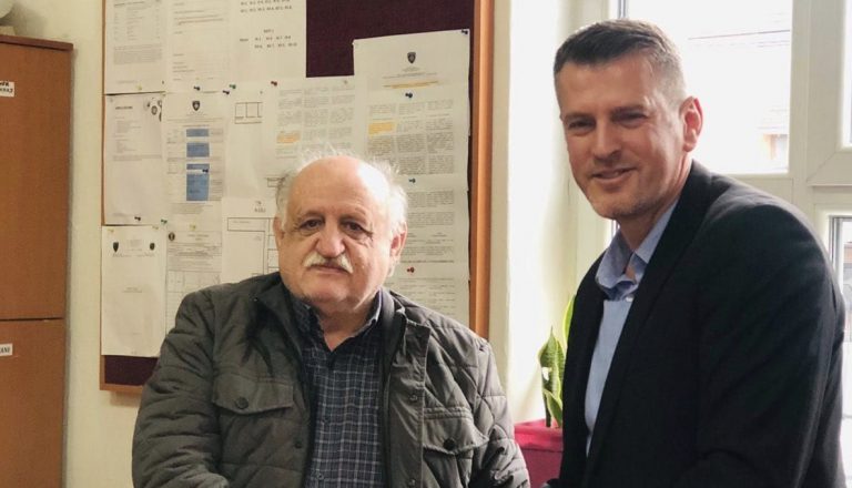 Pensionohet Rexhep Krasniqi, profesor në Gjimnazin “Remzi Ademaj” në Prizren