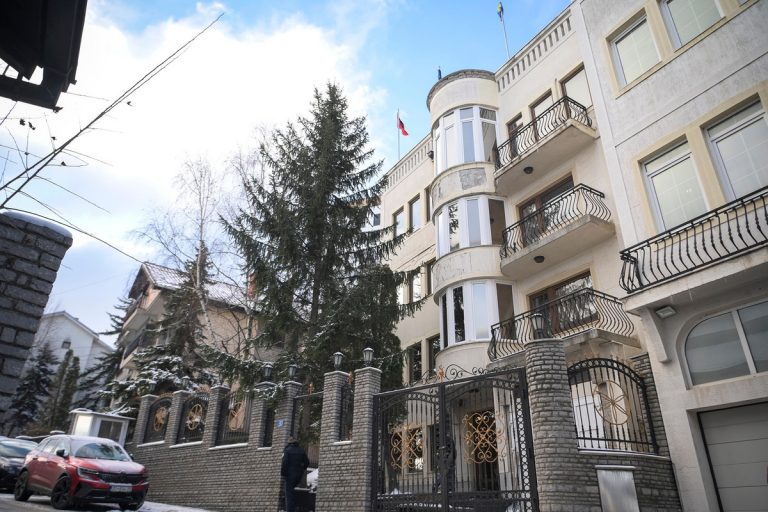 Pas dy dështimeve, Ministria e Kulturës synon restaurimin e Rezidencës së Rugovës me 150 mijë euro