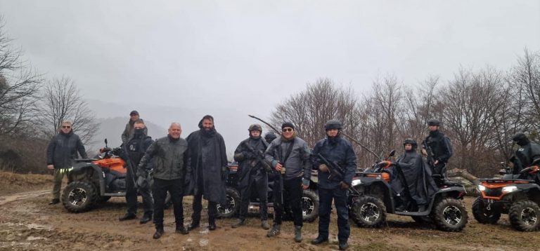 Sveçla nga brezi kufitar në veri: Policia me vigjilencë po mbron kufijtë