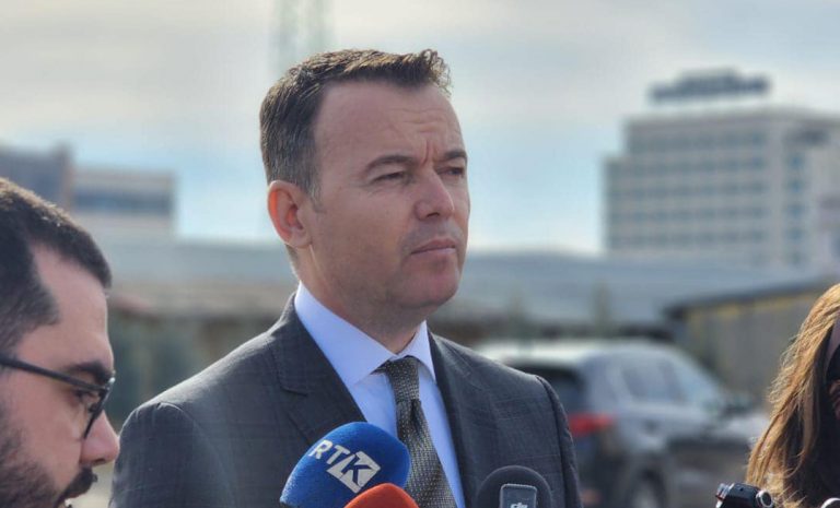 Peci: Të shohim a i kemi numrat, Albulena Haxhiu është kandidate përsëri