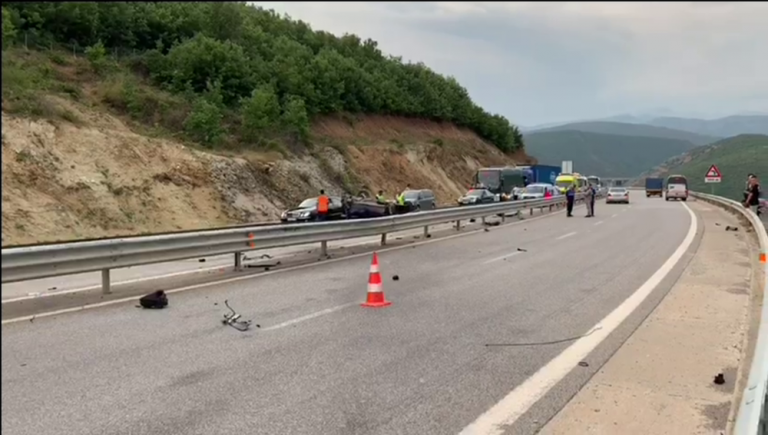 Aksident në Rrugën e Kombit, lëndohen 5 anëtarë të një familje nga Kosova