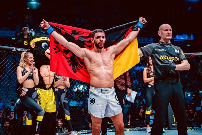 Prizrenasi, Gjon Palokaj, sonte sfidohet në oktagon nga, Karol Arteaga