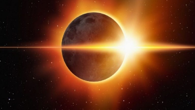 Sot eklipsi i plotë diellor