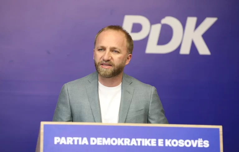 Tahiri thirrje Prokurorisë: Përgjegjësit për zhdukjen e mostrave të Deharit të vihen para drejtësisë