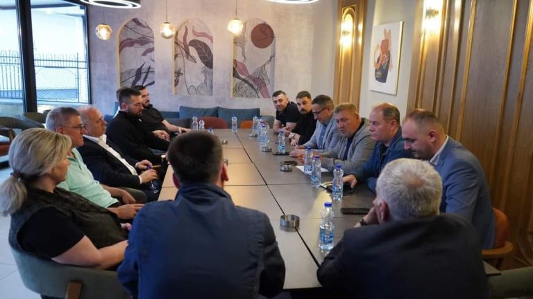 NISMA Socialdemokrate në Prizren takoi kryesinë qendrore, diskutuan për situatën politike, ekonomike dhe të sigurisë në Kosovë