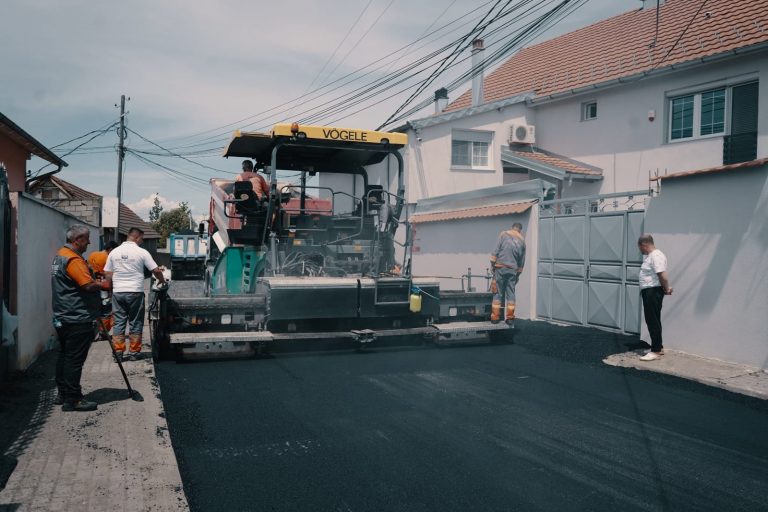 Asfaltohet segmenti rrugor nga SHFMU “Lekë Dukagjini” në Prizren deri në rrethin e Petrovës