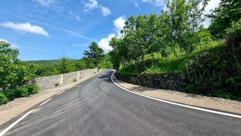 Hapet rruga që e afron Kosovën me Shqipërinë, lehtëson qarkullimin e qytetarëve të komunës së Prizrenit dhe Dragashit