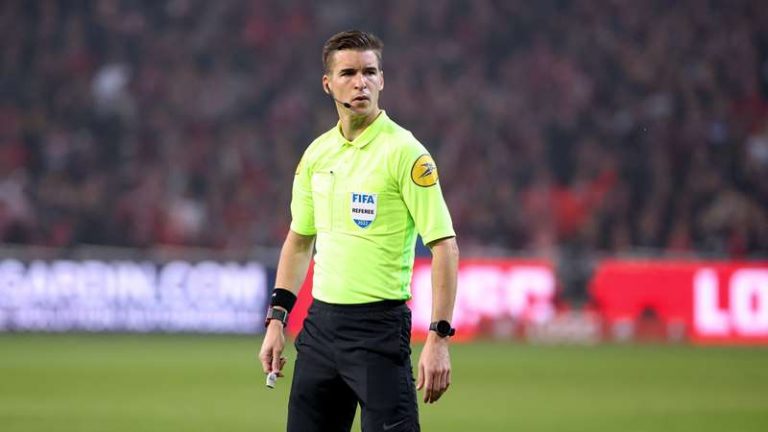 Caktohet arbitri francez për ndeshjen Shqipëri-Kroaci