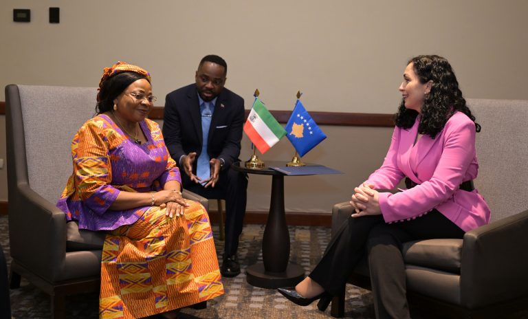 Presidentja Osmani takon kryeministren e Guinesë, flasin për thellimin e bashkëpunimit