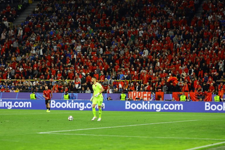 Ndeshja me Italinë, UEFA gjobit Shqipërinë