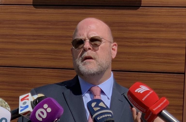 Jeffrey Hovenier: Dialogu duhet të përfundojë me njohje