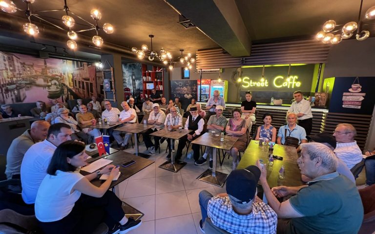 Pensionistët të pakënaqur, kërkojnë trajtim të dinjitetshëm