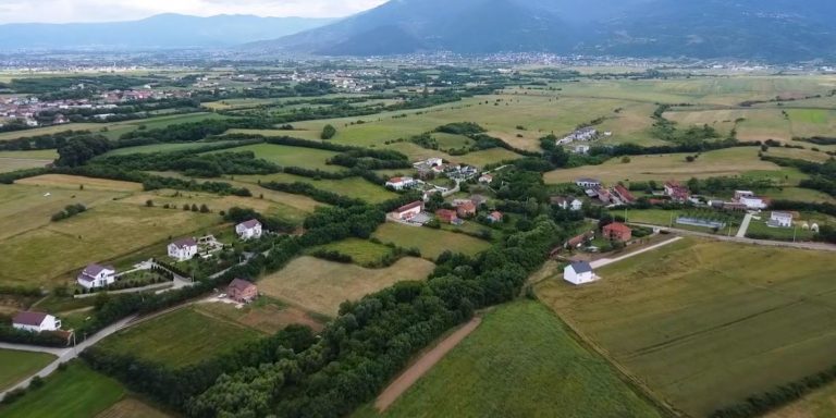 Totaj uron vikend të këndshëm me pamje të fshatit Trepeticë të Prizrenit