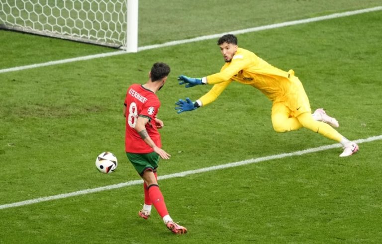 Portugalia siguron fazën nokaut, mposht Turqinë me rezultat 3:0