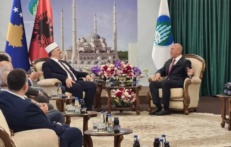 Haradinaj viziton BIK-un për Bajram: Ta gëzojmë bashkë, të jetojmë me porosinë e festës që është sakrifica