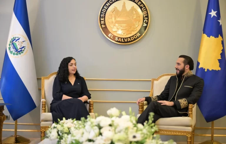 Osmani takohet me presidentin e El Salvadorit, diskutojnë për sundimin e ligjit e zgjerimin e aleancave
