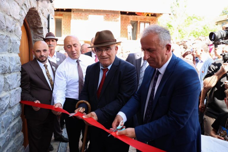 Në përvjetorin e çlirimit të Kosovës, përurohet Kulla e Lirisë në Krushicë të Epërme të Suharkës