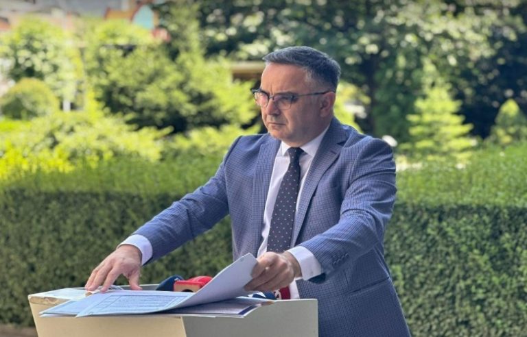 Besnik Tahiri: Katër vitet e fundit kanë shkatërruar shpresën për një jetë të mirë dhe punësim