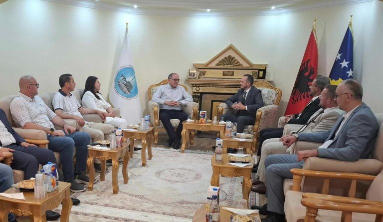 Totaj me bashkëpuntorë viziton KBI-në në Prizren: Festa e Kurban Bajramit na kujton rëndësinë e sakrificës, përkushtimit dhe ndihmës ndaj të tjerëve