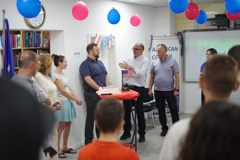 Festohet 248 vjetori i pavarësisë së SHBA-ve në Këndin Amerikan në Prizren