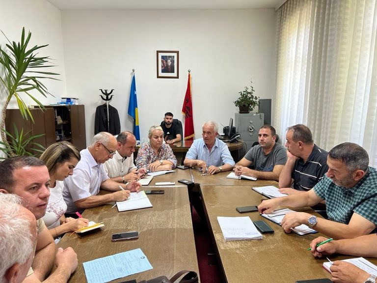 Shtabi Komunal i Emergjencave në komunën e Dragashit ka mbajtur sot mbledhjen e tretë pas vërshimeve