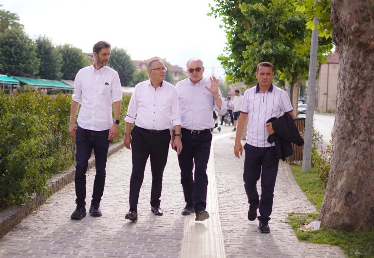 Bedri Hamza e Uran Ismaili sot vizituan Prizrenin