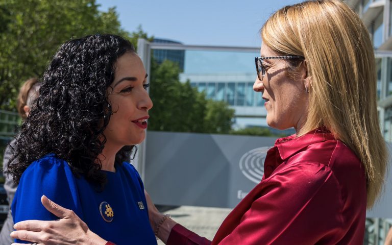 Osmani uron Metsolen për rizgjedhjen në PE: Mezi pres të vazhdojmë bashkëpunimin e shkëlqyer