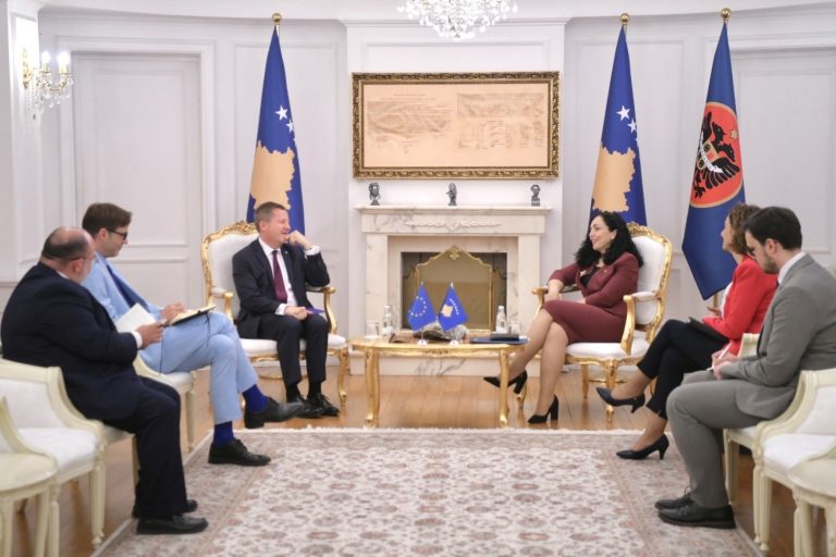 Szunyog në takime lamtumirëse me liderët, rikonfirmon përkushtimin e BE-së në mbështetje të Kosovës