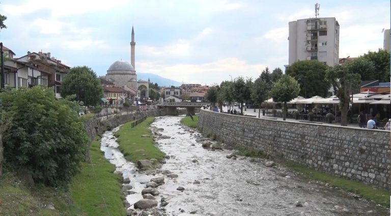 Probleme me ujësjellësin në Pejë dhe Prizren, reduktime prej disa orësh