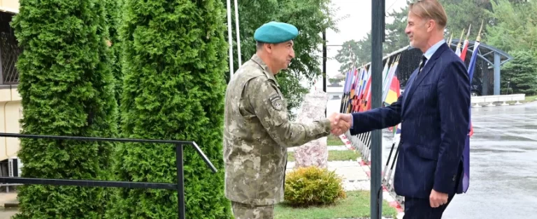 KFOR: Bashkëpunimi NATO-BE kyç për sigurinë në Kosovë