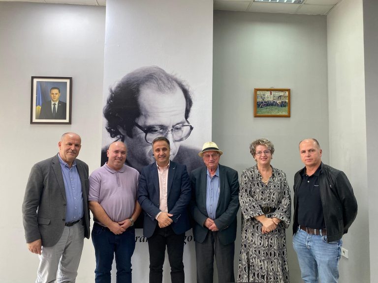 Selmanaj pret në takim bashkatdhetarët nga Zvicra