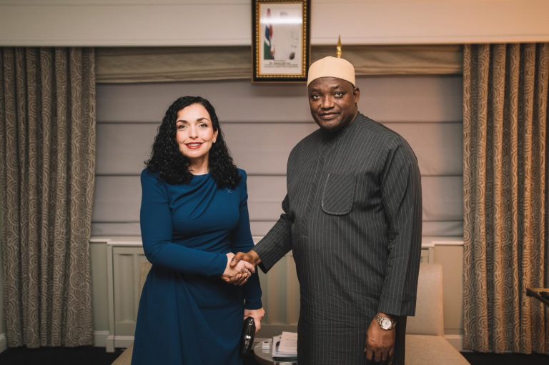 Presidentja Osmani takoi presidentin e Gambisë, Adama Barrow, në New York