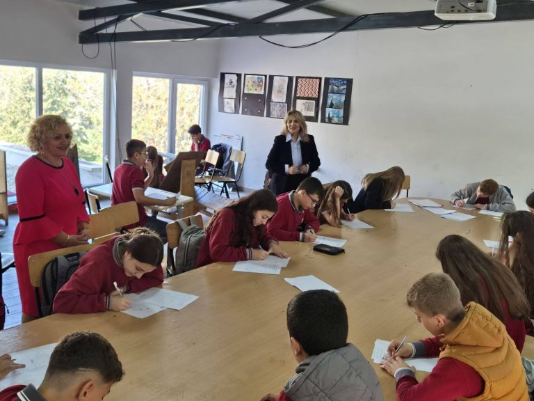 Mbahet gara e matematikes me nxënësit e klasave të 7-ta, 8-ta dhe të 9-të në shkollën  “Hysen Rexhepi” në Prizren