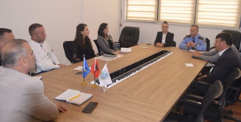 Siguria në shkolla, Policia dhe Drejtoria e Arsimit në Malishevë bashkojnë forcat