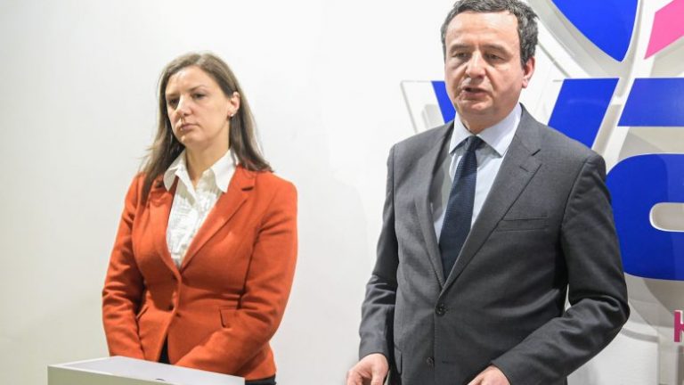 Kryeministri: Telekomin e nxorëm nga humnera dhe po e udhëheqim drejt zhvillimit