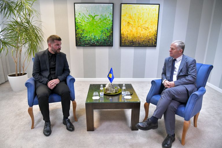 Bislimi takoi kryetarin e Këshillit Kombëtar Shqiptar, Nevzad Lutfiu, diskutuan për sfidat e shqiptarëve në Luginën e Preshevës