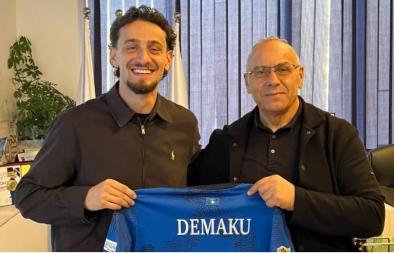 Demaku vendos që të luajë për Kosovën