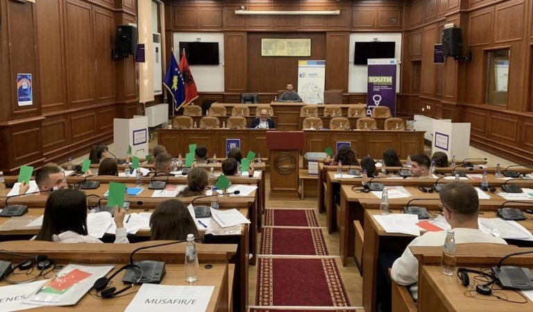 Përfundoi procesi zgjedhor i Këshillit të Nxënësve në komunën e Prizrenit