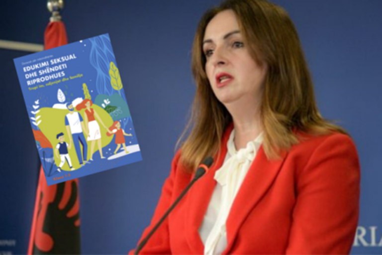 Pas presionit dorëzohet MASHTI, i largon nga përdorimi doracakët për edukatën seksuale