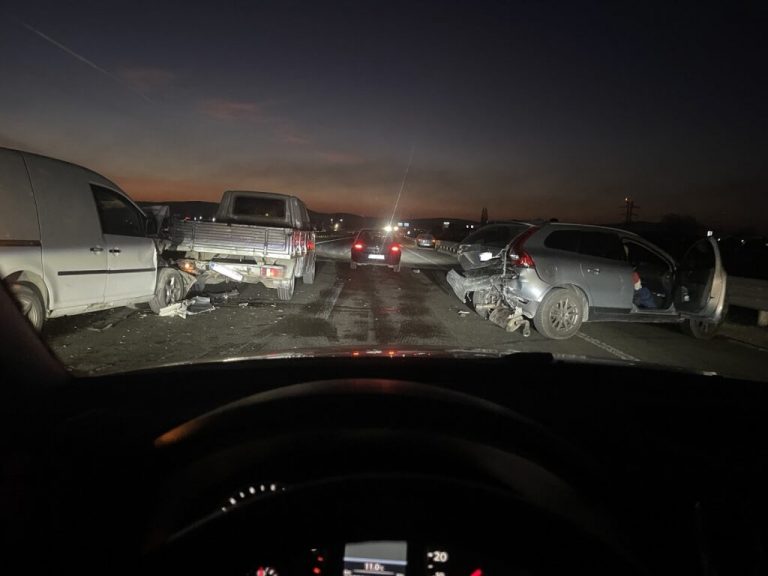 Dy aksidente në autostradën “Ibrahim Rugova”, disa persona të lënduar