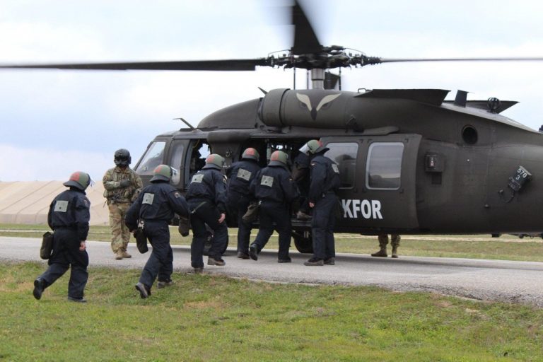 FSK-ja trajnohet me KFOR-in amerikan dhe gjerman
