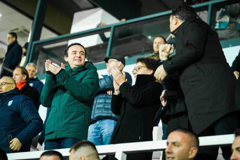 Fitorja e Kosovës ndaj Lituanisë, Kurti: Na kanë kënaqur me lojën e bukur, e krenar me qëndrimin e pathyer